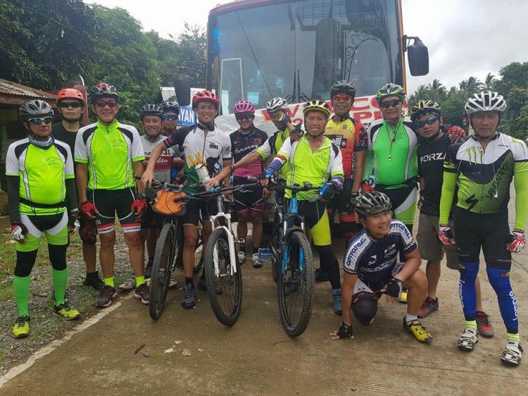 26238854_10209766489752120_6284185440533346753_n